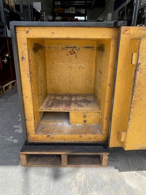 An Antique Used Safe On Sale! Antique Milner Safe Sunshine Coast / Keylock / Fire Rated - Image 3