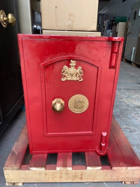 Antique Safe Sunshine Coast / Keylock / Fire Rated (SOLD)