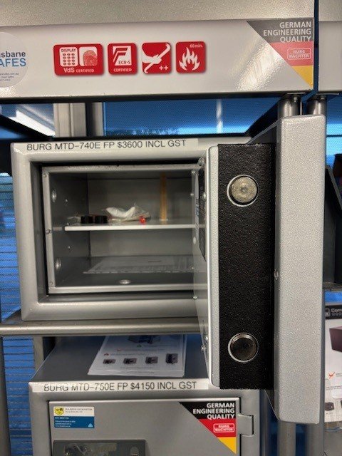 A An Used Burg Wachter Safes Sunshine Coast - MTD- 740 E FP - Electronic / Fingerscan ( New Version) Floor Stock - Image 2