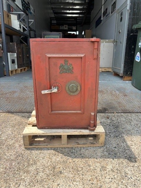Antique Safe Used Safe On Sale! Antique Safe Sunshine Coast / Keylock / Fire Rated
