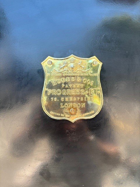Antique Safe Used Safe On Sale! A. Hobbs, Hart & Co Antique Safe Sunshine Coast / Keylock / Fire Rated - Image 3