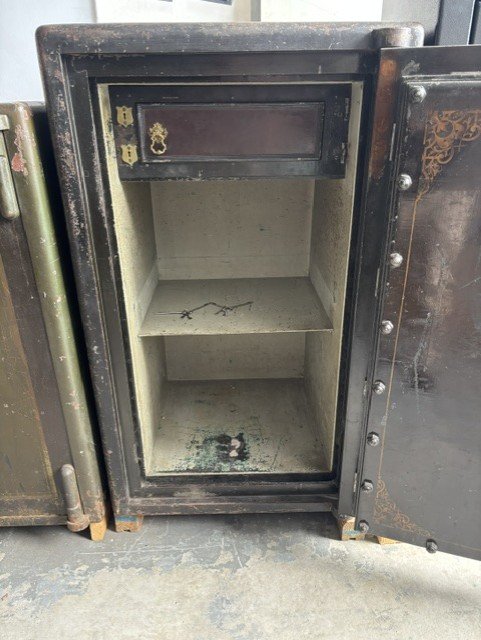 A An Antique Used Safe Thomas Skidmore & Son Antique Safe Sunshine Coast / Key Lock / Fire Rated - Image 2